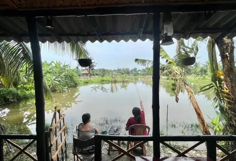 リゾートホテル Ritabani Earthen Retreat Sundarbans