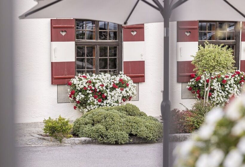 Aparthotel Ansitz Felsenheim