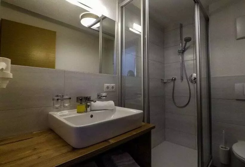 Collina Hotel Garni
