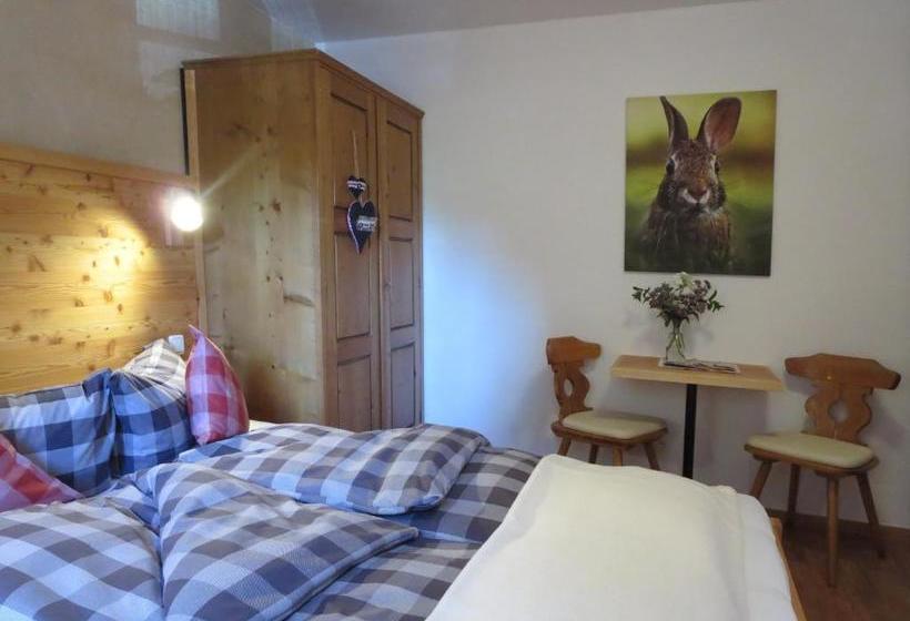 هتل An Der Via Claudia Augusta