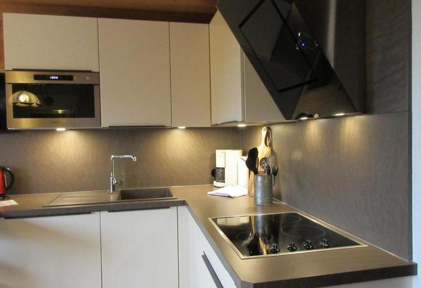 هتل An Der Via Claudia Augusta