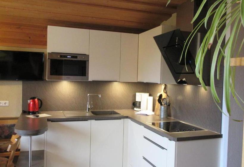 هتل An Der Via Claudia Augusta