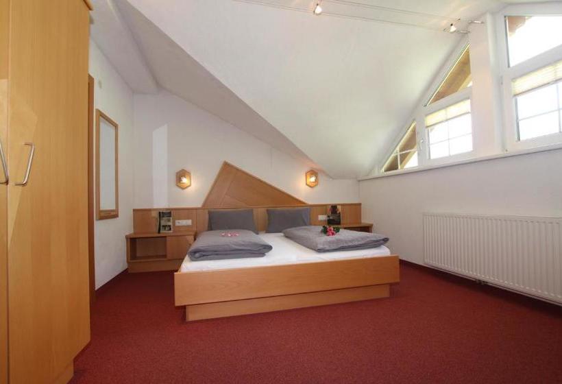 ホテル Apart Haus & Pizzeria Rustica