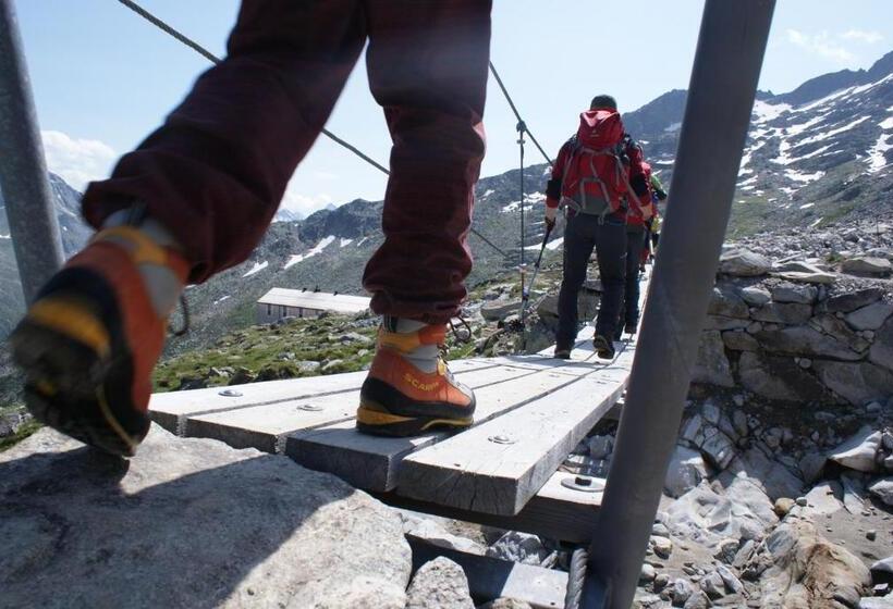 ホテル Apart Matthias