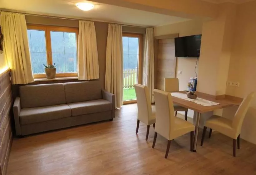 هتل Apartment Pfister