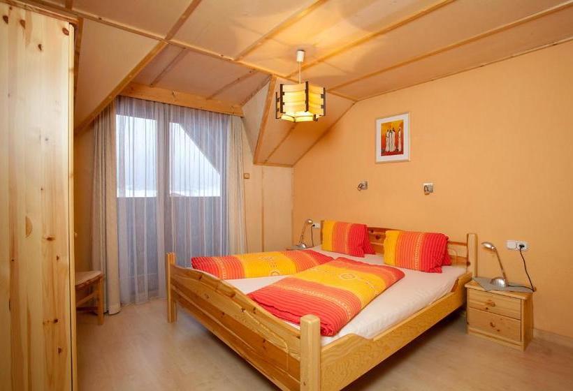 Отель Appartement Aurora