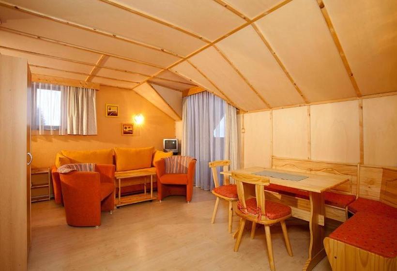 Отель Appartement Aurora