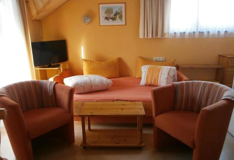 Отель Appartement Aurora