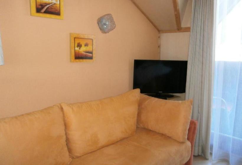 Отель Appartement Aurora