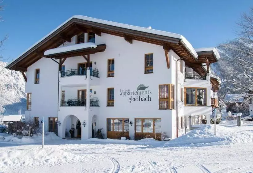 هتل Appartement-haus-gladbach