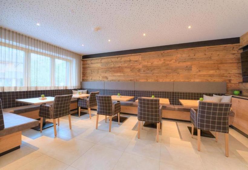 ホテル Appartementhaus Handl