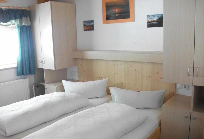 فندق Ferienhaus Artho - Ortszentrum