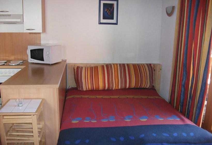 فندق Ferienhaus Artho - Ortszentrum