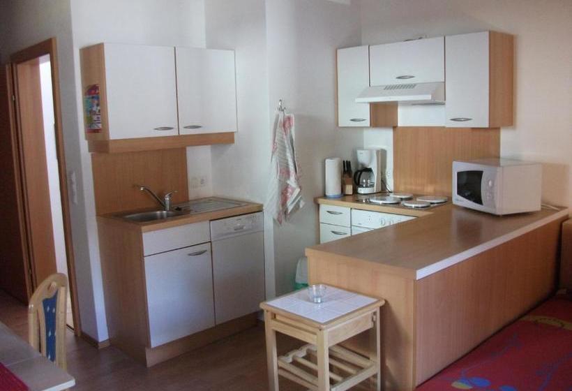 فندق Ferienhaus Artho - Ortszentrum