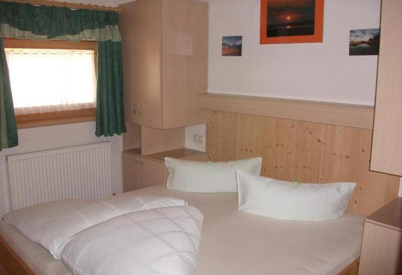 فندق Ferienhaus Artho - Ortszentrum