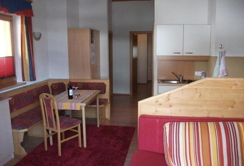 فندق Ferienhaus Artho - Ortszentrum