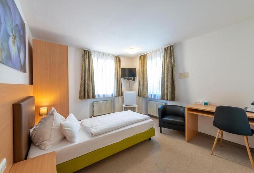 酒店 Frühstückspension Haus Ahamer