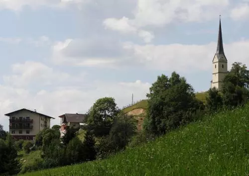 Hotelli Gasthof Gutmann