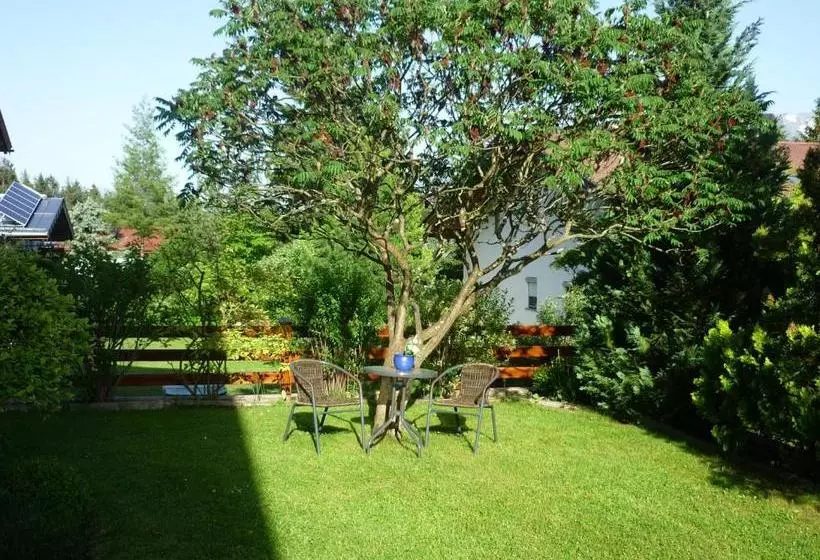 هتل Haus Michaeler