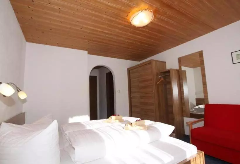ホテル Haus Salzgeber