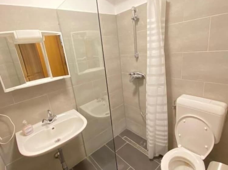 בית מלון כפרי Pension Günther