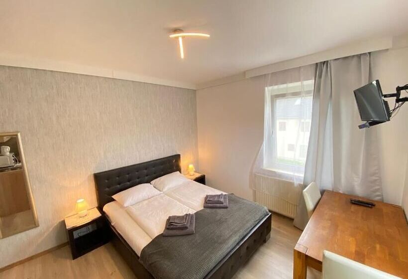 בית מלון כפרי Pension Günther