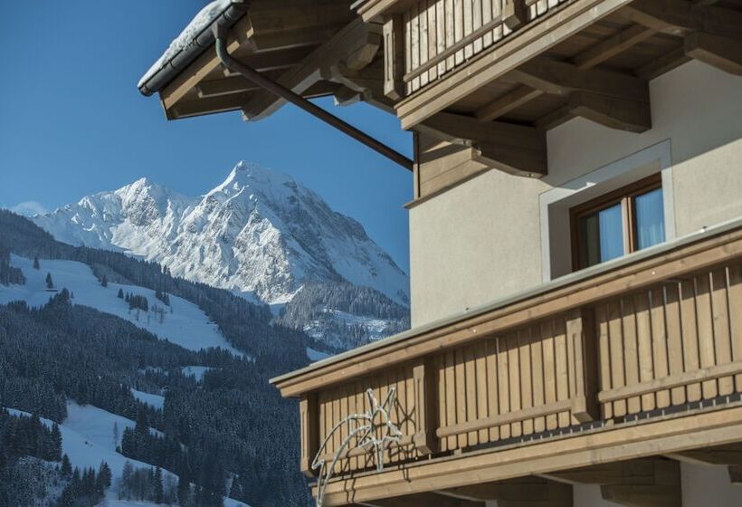 ホテル Tobhartbauer