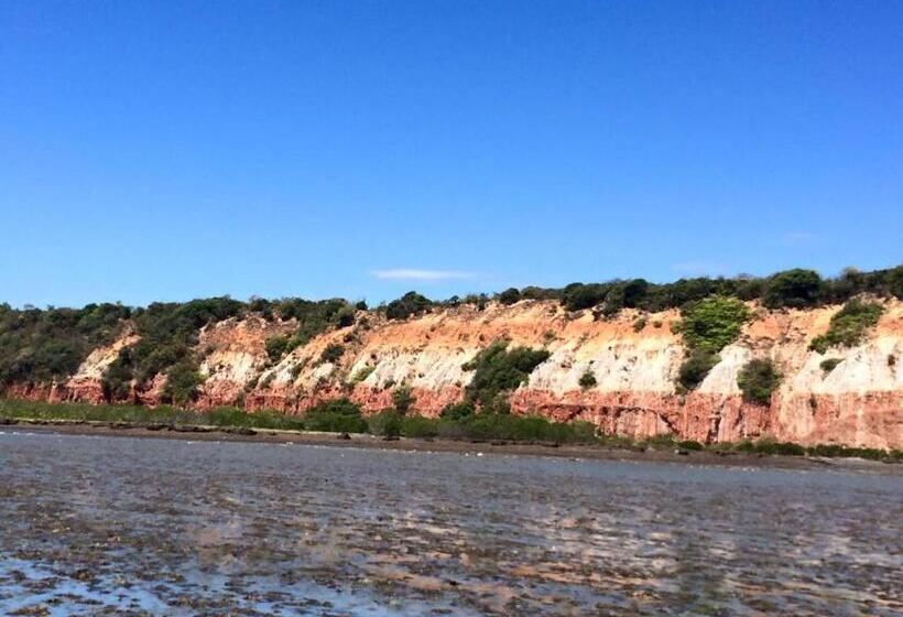 تختخواب و صبحانه Chalet De L Amour