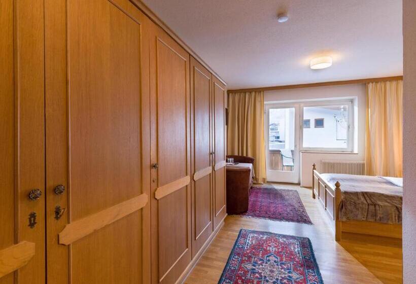 ベッドアンドブレックファースト Manni Gästehaus