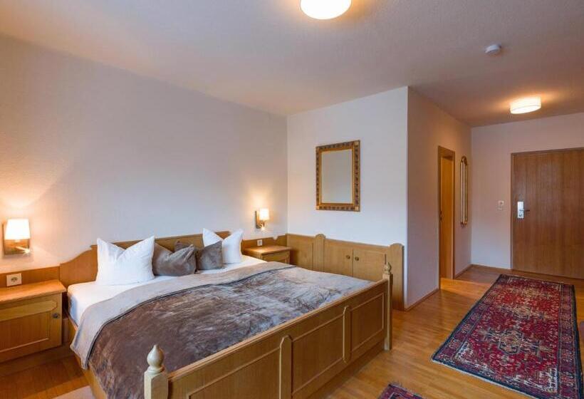 ベッドアンドブレックファースト Manni Gästehaus