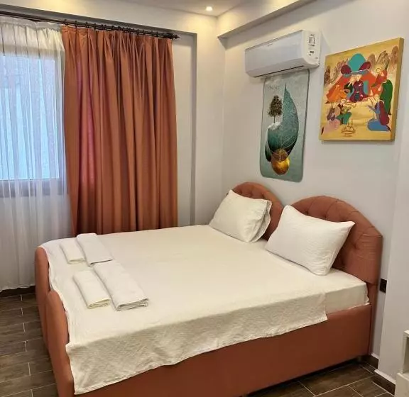 Hotelli 1 Double Room
