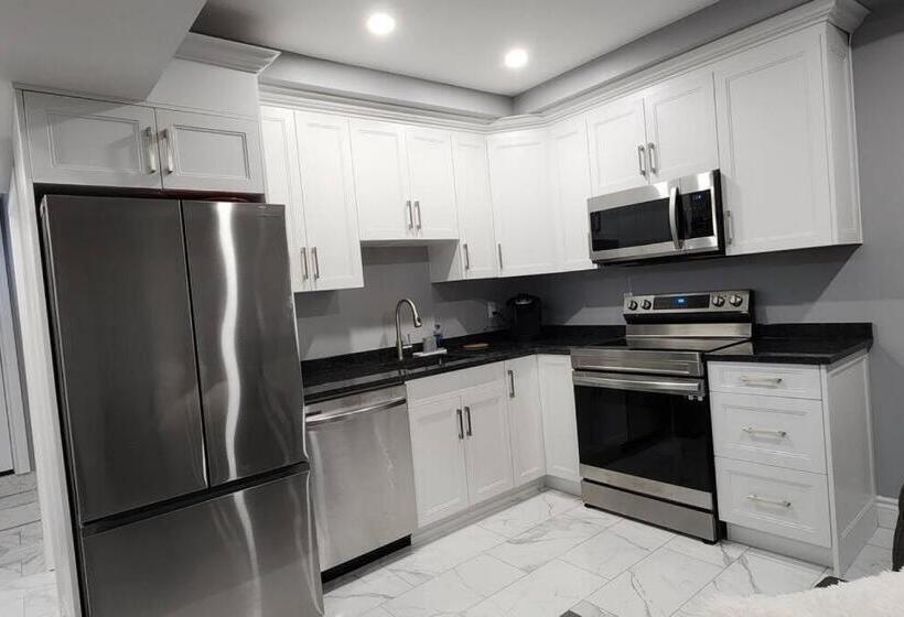 Hotel 12 Exec 1bd Wifi Ac Workspace