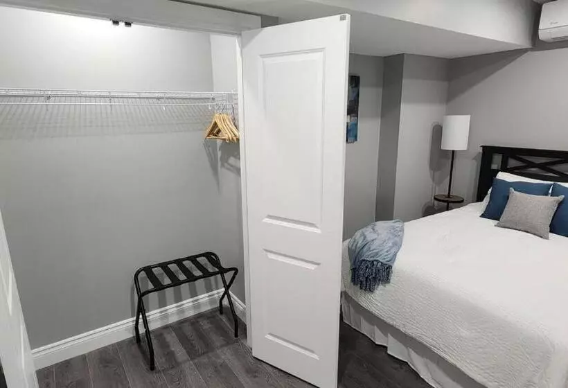 Hotelli 12 Exec 1bd Wifi Ac Workspace