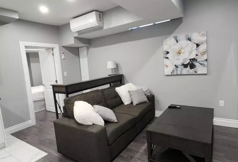 Hotelli 12 Exec 1bd Wifi Ac Workspace