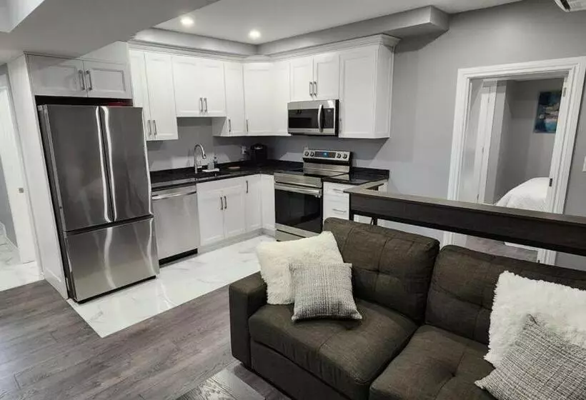 Hotelli 12 Exec 1bd Wifi Ac Workspace