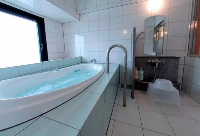 Hotelli Alpha One Yonezawa