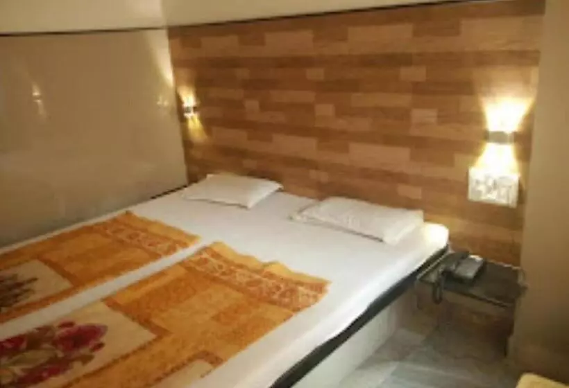 ホテル Basera,nashik
