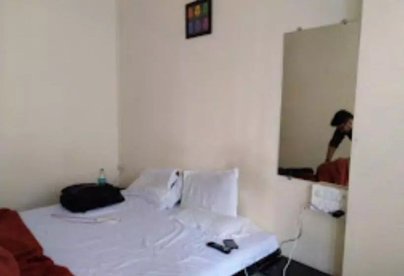 ホテル Basera,nashik
