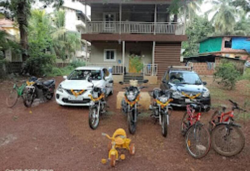 בית מלון כפרי Dona Dawli & Taraai Rest House, Shiroda