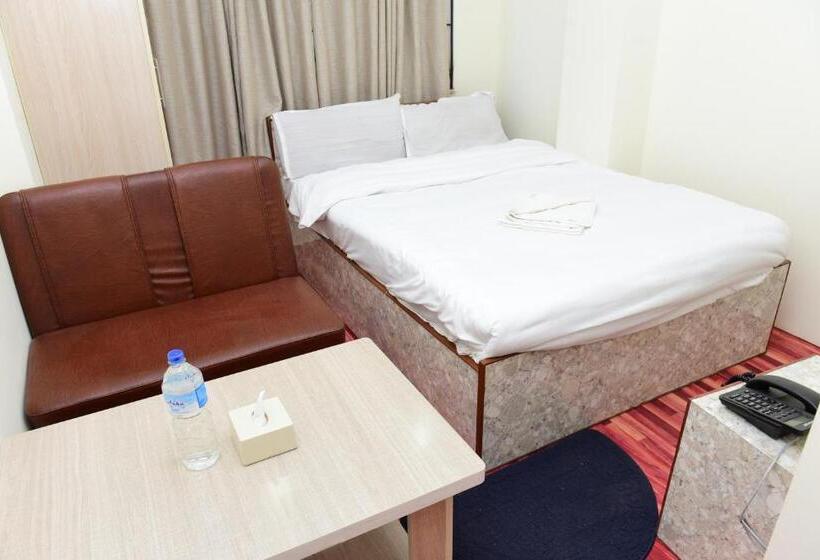 هتل Global Village