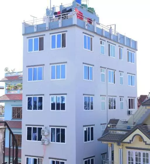 هتل Global Village