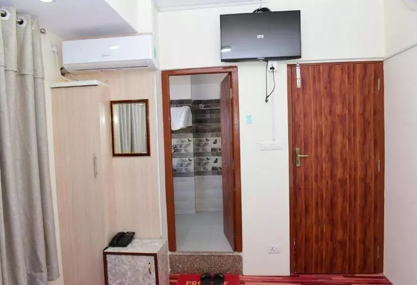 هتل Global Village