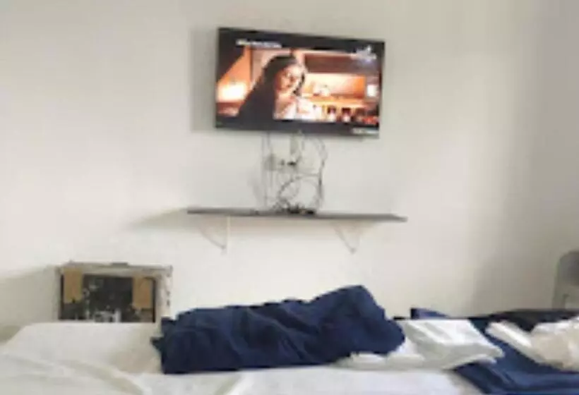 ホテル Gulati Suites Washim