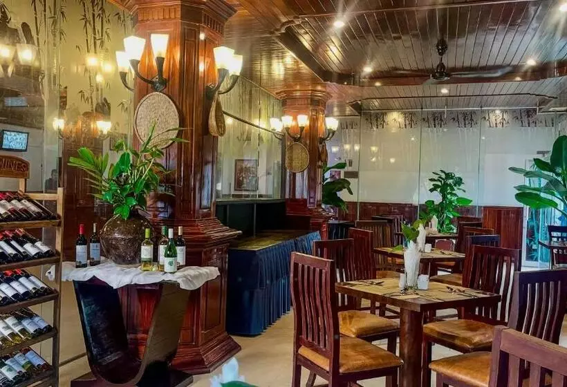 Hotelli Harmony Indochine D Angkor