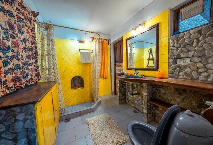 Hotel Mountain Quail Lodge