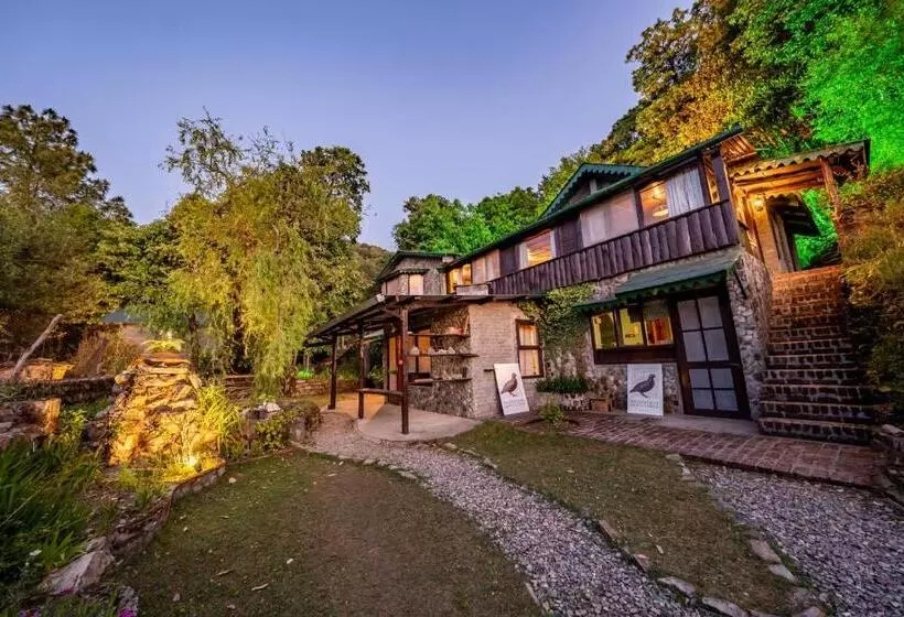 ホテル Mountain Quail Lodge