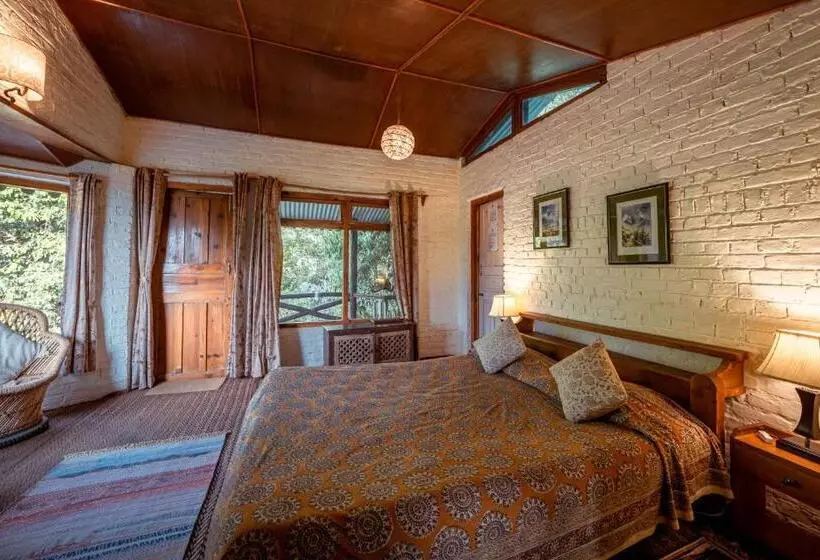 ホテル Mountain Quail Lodge