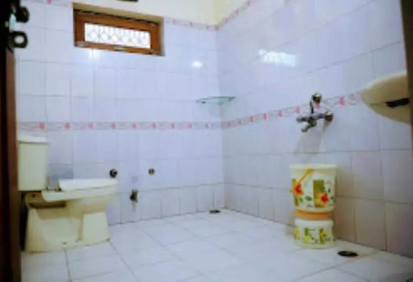 ホテル Parmarth Nikunj, Vrindavan