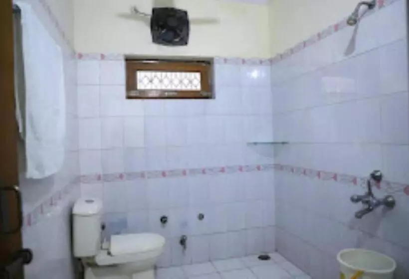 ホテル Parmarth Nikunj, Vrindavan