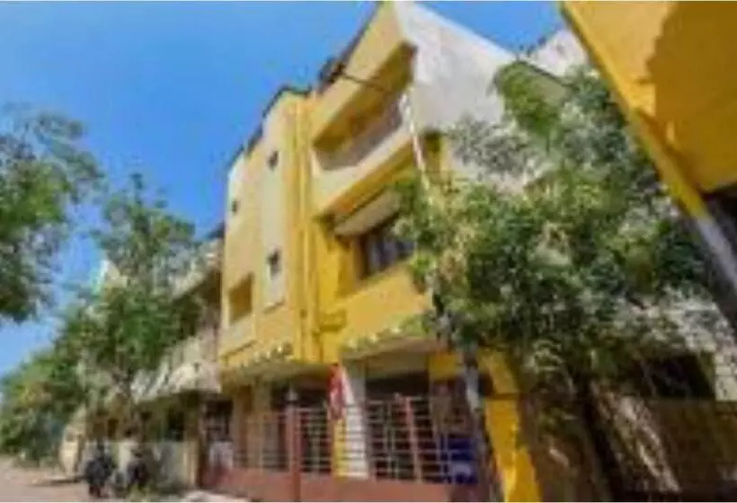 ホテル Sai Krishna S Nithyalayam